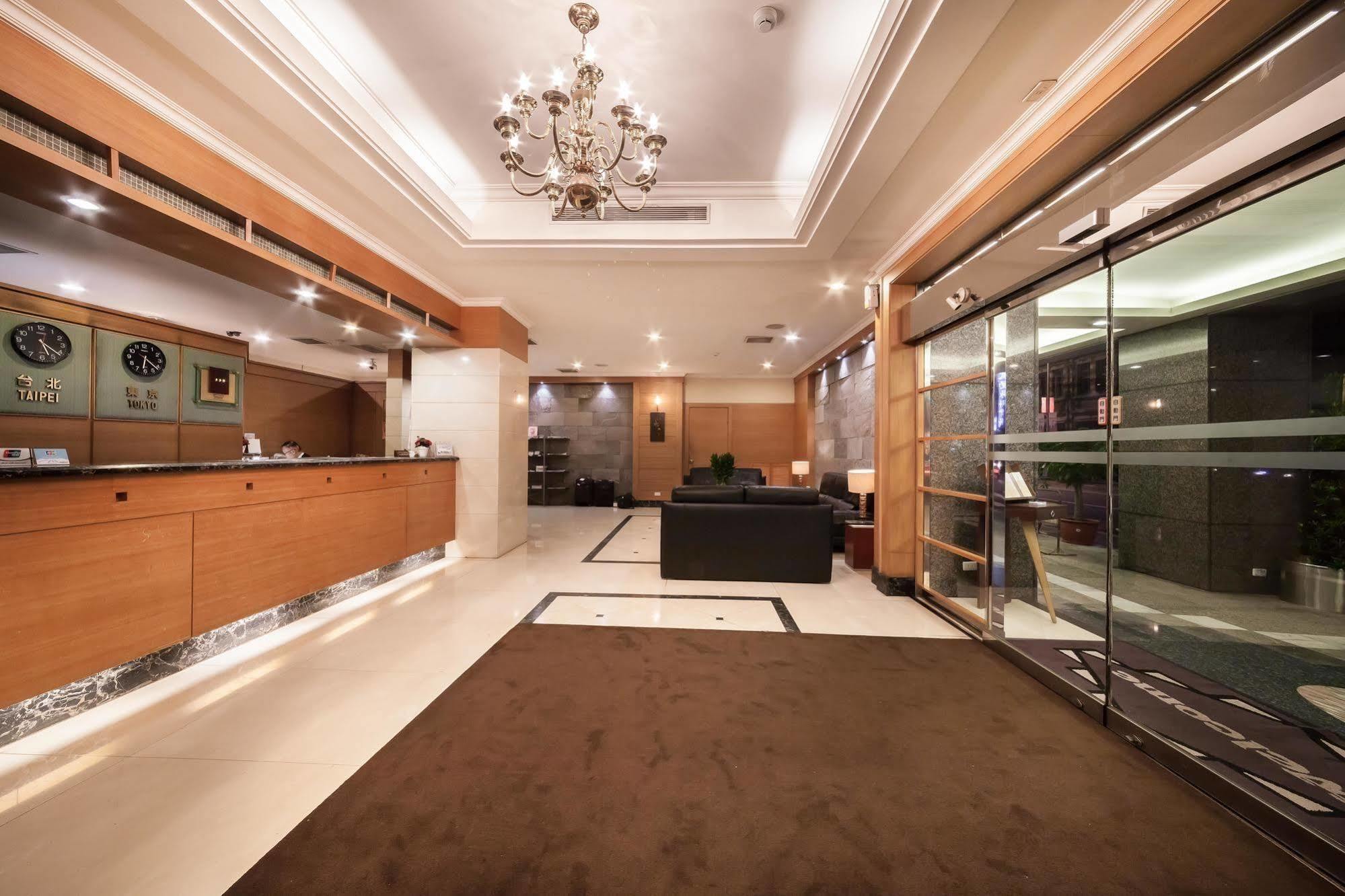 華麗大飯店ferrary Hotel Taipeh Exterior foto