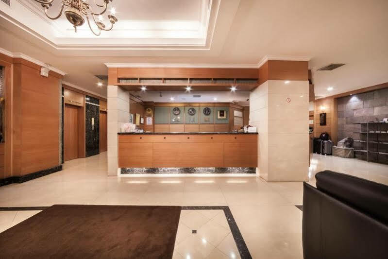 華麗大飯店ferrary Hotel Taipeh Exterior foto